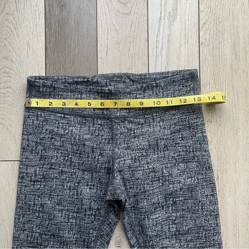 Ivivva Black and Gray Patterned Leggings